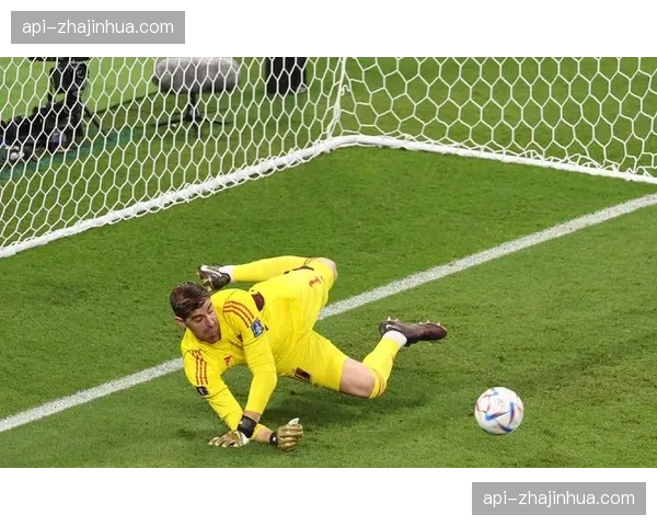 皇马库尔图瓦伤缺影响防线 门将位置稳定性下降